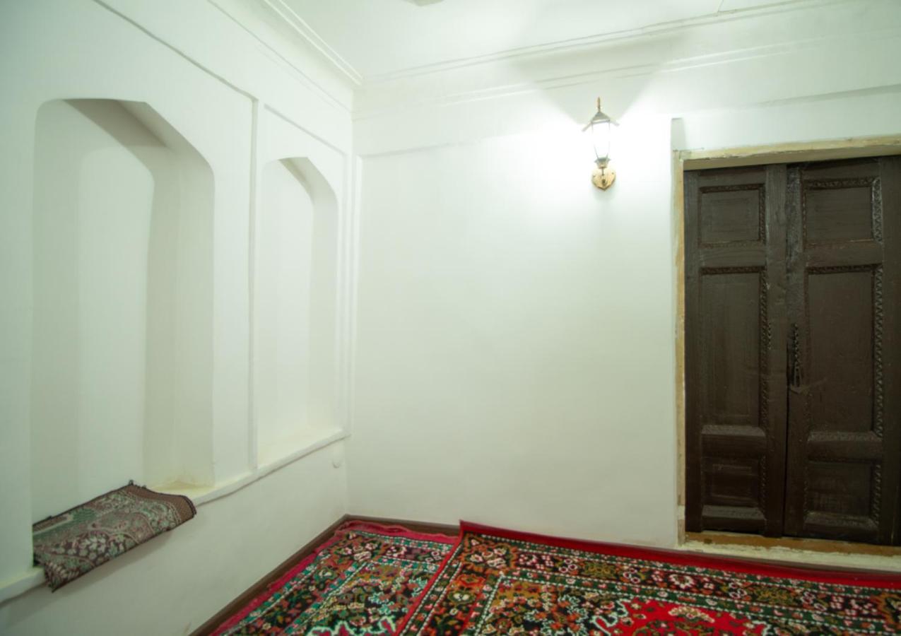 Bukhara Zaringiz Hotel Luaran gambar